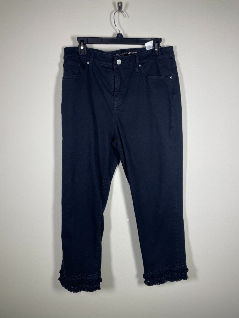 Chico's Slim Girlfriend Crop Jeans 2/12 Black Embellished Double Fray!